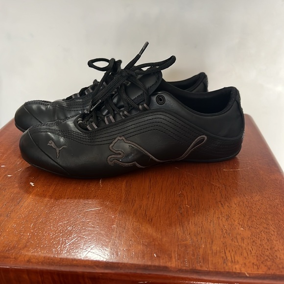 Puma shoes - Picture 4 of 8